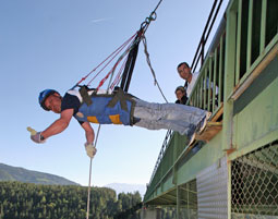 House Running von der Jauntal Bruecke