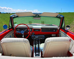 Ford Mustang Oldtimer fahren (2 Std.)