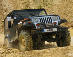 Jeep Offroad fahren im Altmuehltal