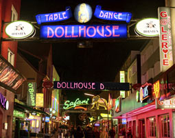 Schneckes Milieu Tour durch St. Pauli