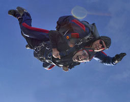 Tandem-Skydive aus 6.000 Metern