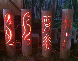 Stammlampe schnitzen mit Motorsaege bei Balingen