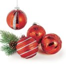 Beste Geschenke 2025 | Geschenkempfehlungen 15 Christbaumkugel-Set Silver Red, 4-tlg.