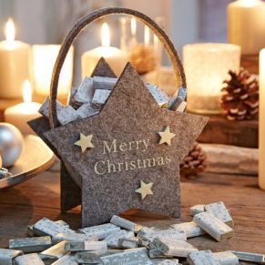 Zu Weihnachten voll im Trend: Filztäschchen im Sterndesign mit dem Aufdruck Merry Christmas. Ohne Füllung, Maße: ca. 16 x 7 x 15 cm, Material: Filz.<br>