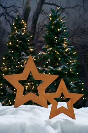 Tolle Gartendeko in Rostfinish für die Advents- und Weihnachtszeit. Maße: kleiner Stern ca. 40 cm Ø, großer Stern ca. 60 cm Ø, Gewicht: ca. 1,9 kg, Material: Metall.<br>
