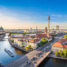 Heli-Rundflug ueber Berlin fuer 3
