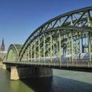 Insider-Stadtfuehrung durch Koeln fuer 2