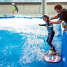 Ferien Surfkurs fuer Kinder - Arena Muenchen