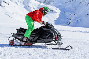 E-Schneemobil fahren in Engelberg