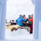 Iglu-Übernachtung mit Käse-Fondü