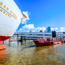 Hamburg Hafenrundfahrt mit Cap San Diego