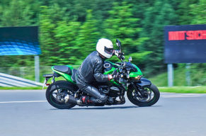 Bei diesem Motorrad-Training bleibt weder der Fahrspass noch die Sicherheit auf der Strecke!