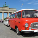 Ostalgie-Stadtrundfahrt & Kult-Currywurst in Berlin