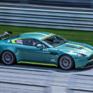 Aston Martin Renntaxi auf dem Hockenheimring