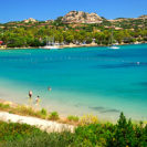 Sardinien-Urlaub im Bungalow mit Halbpension fuer 2 (8 Tage)