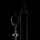 Weinprobe im Dunkeln