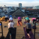 Yoga an spektakulären Orten in München